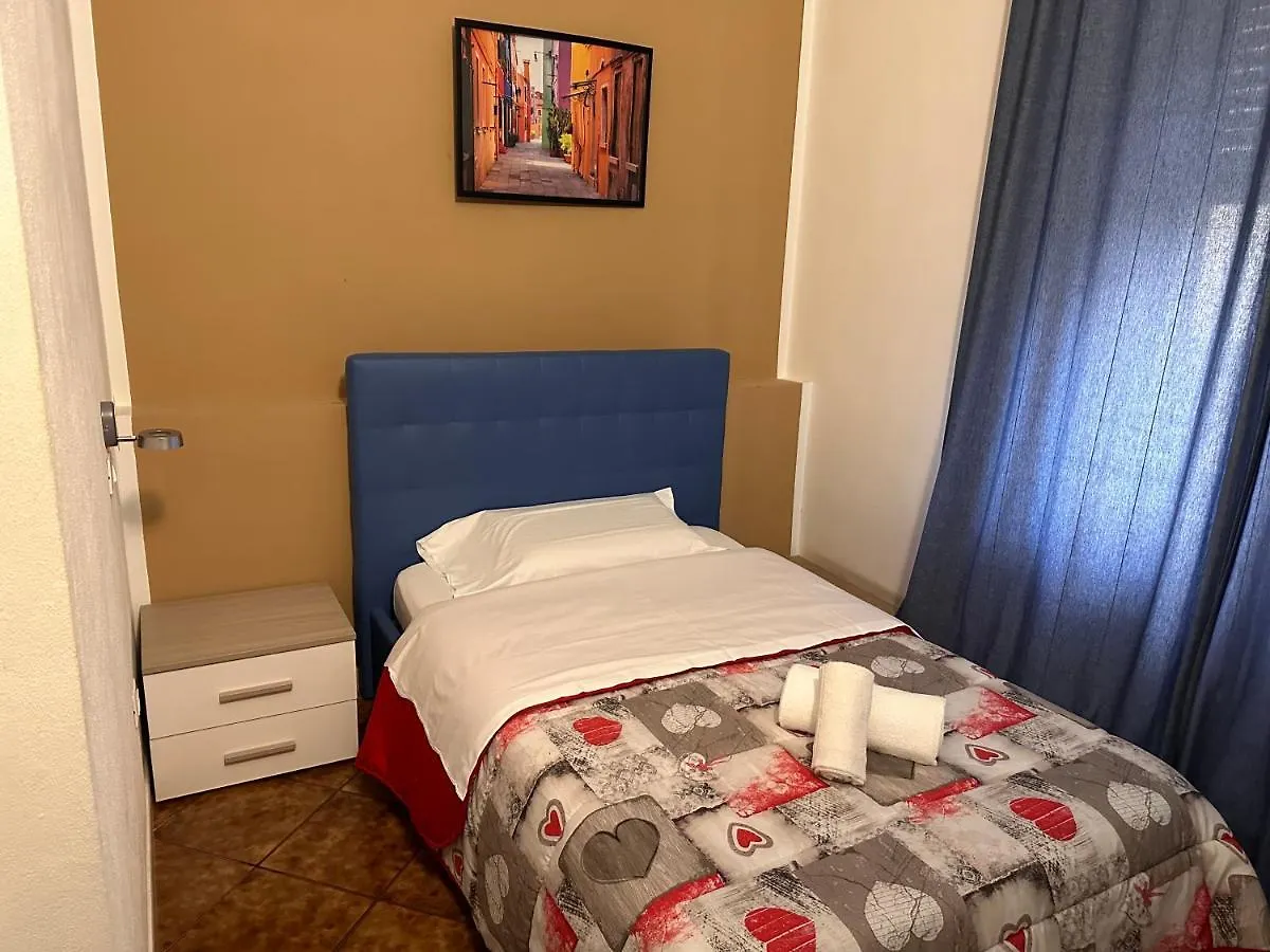 פיזה Crown Guest House