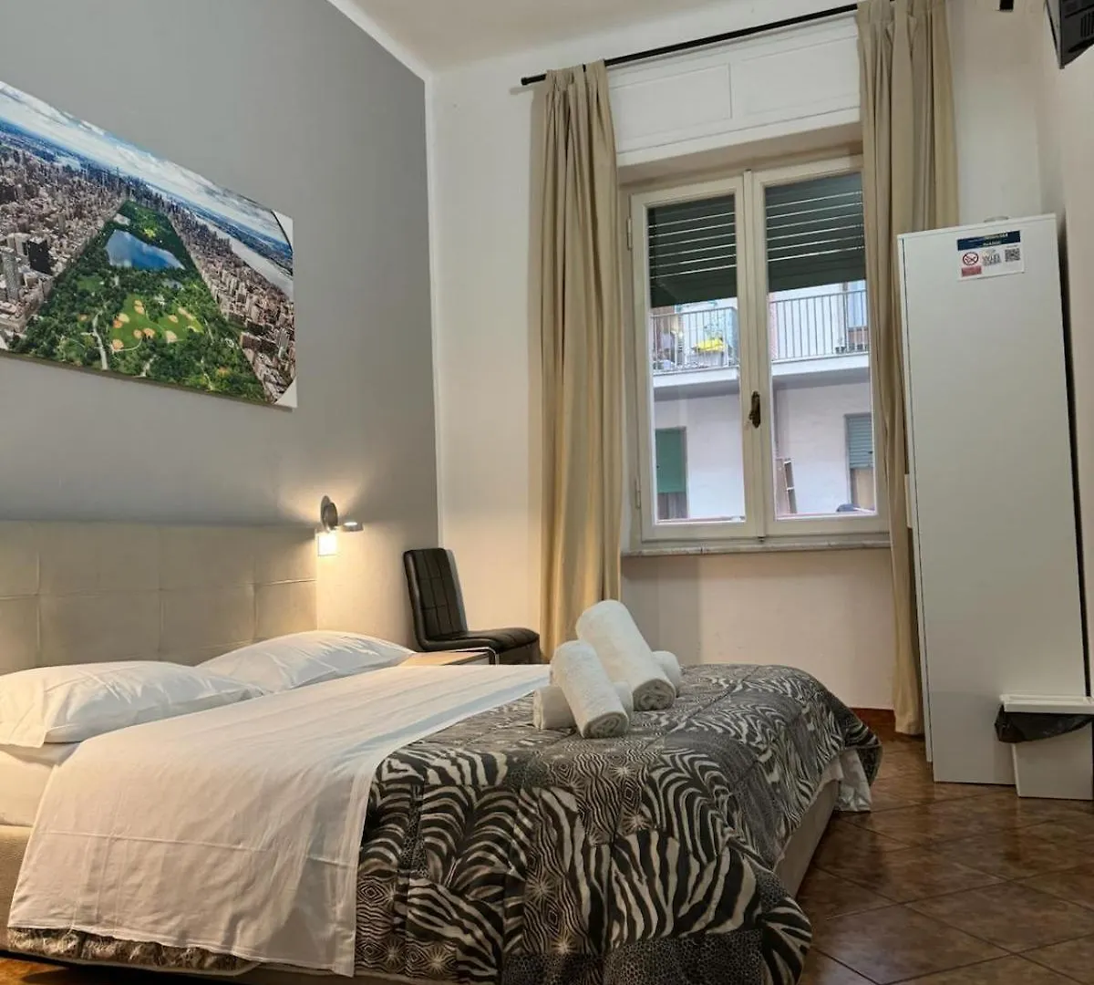 פיזה Crown Guest House 0*,  איטליה