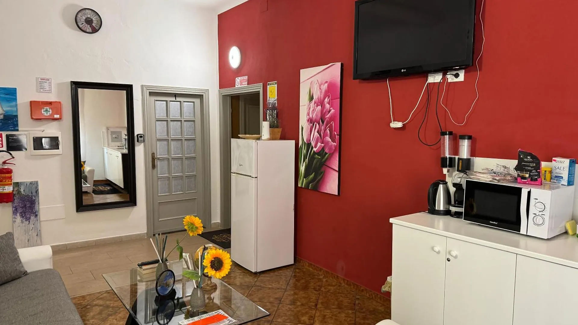פיזה Crown Guest House 0*,  איטליה
