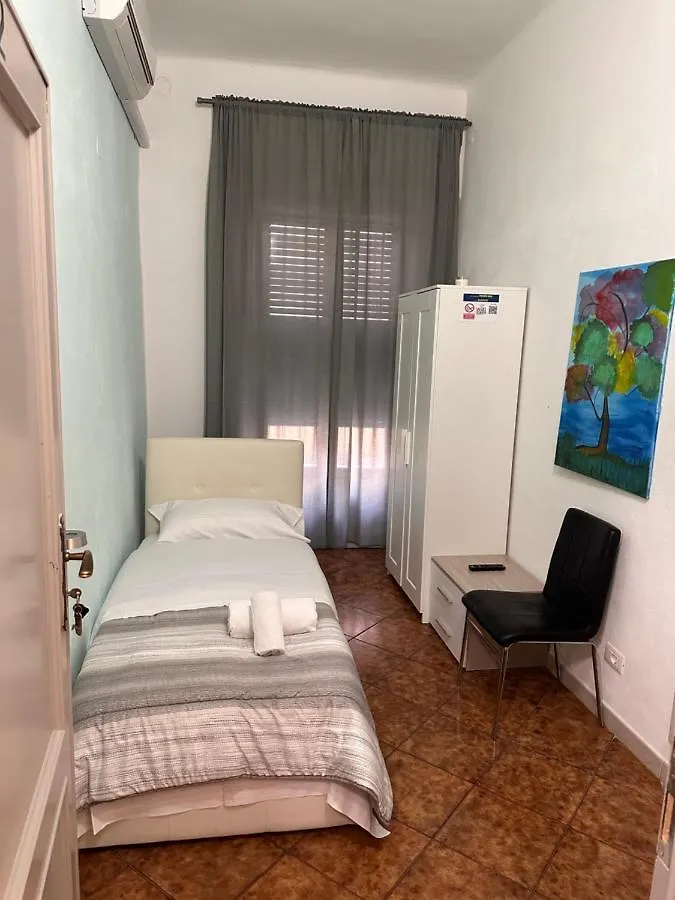 Crown Guest House Pisa 0*,  Italy