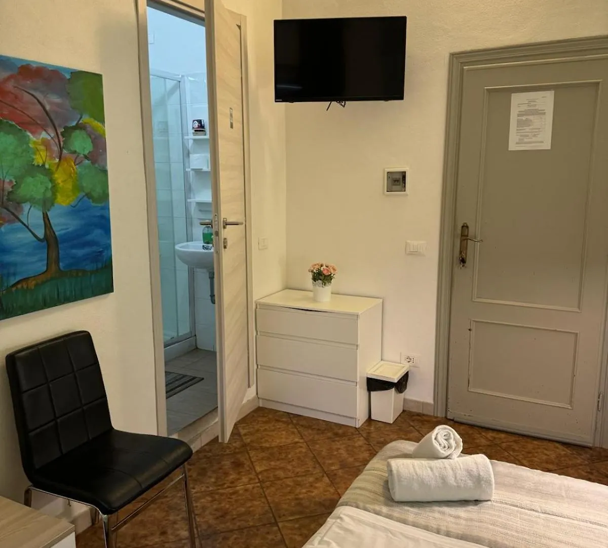 Crown Guest House Pisa