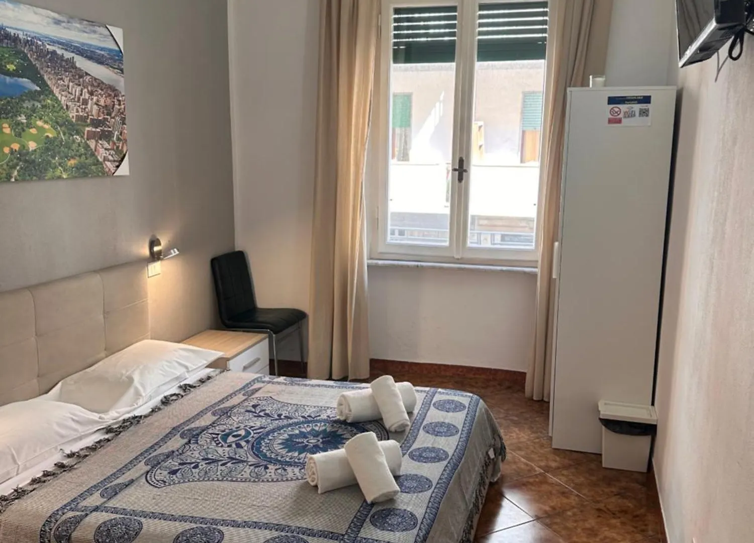 Crown Guest House Pisa Italia