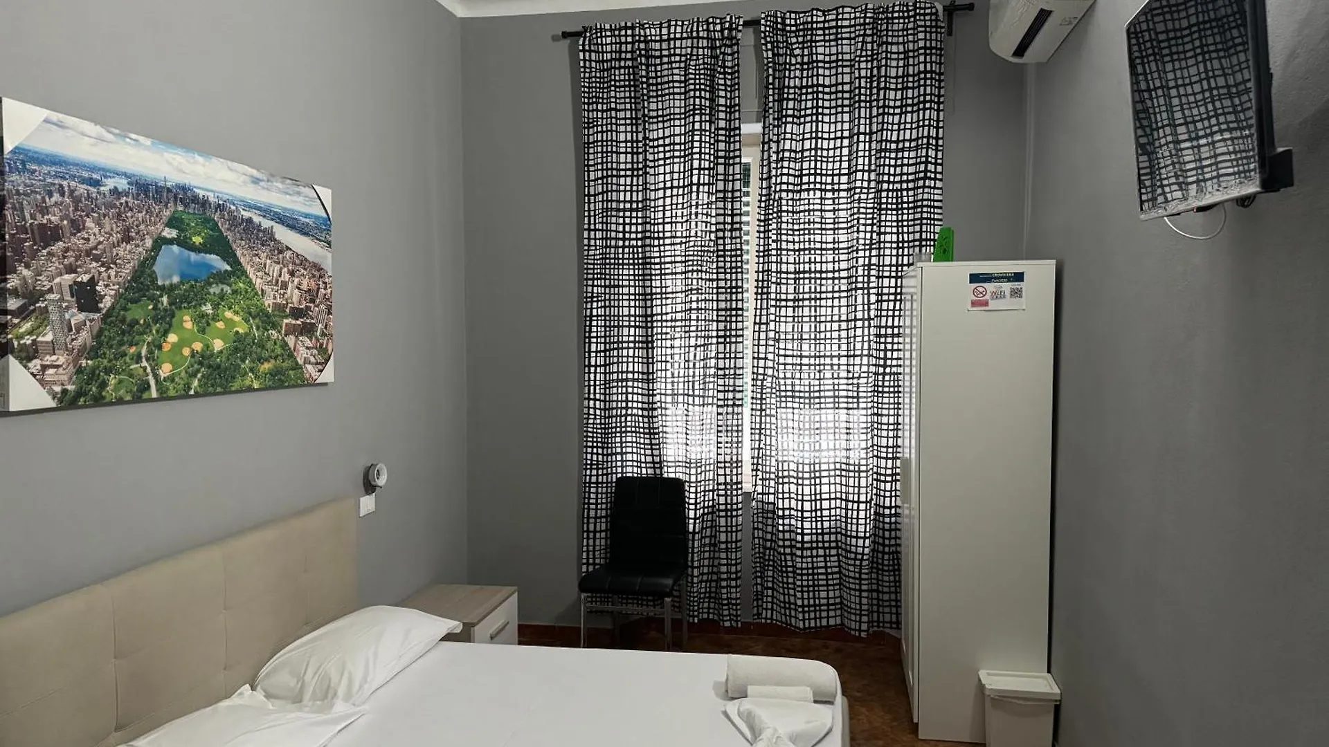 Crown Guest House Pisa